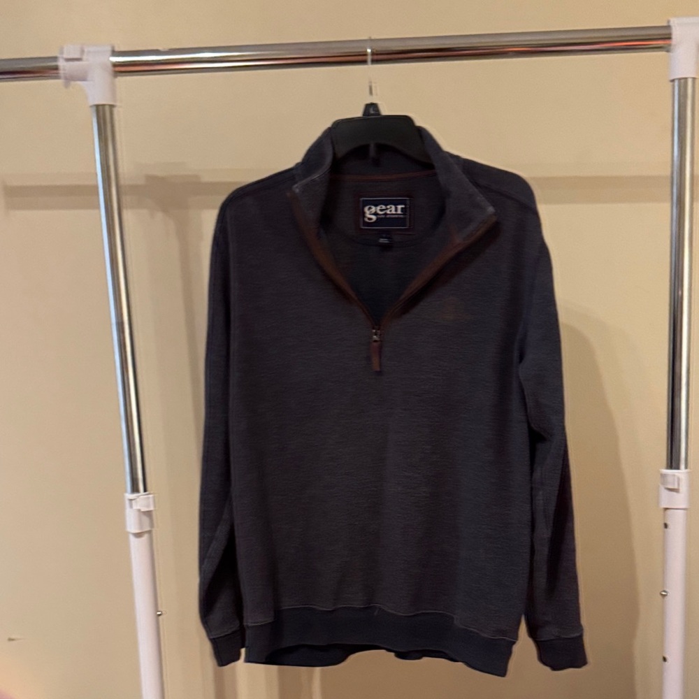 Gear For Sports Men's Dark Gray Zip-Up Sweater A84